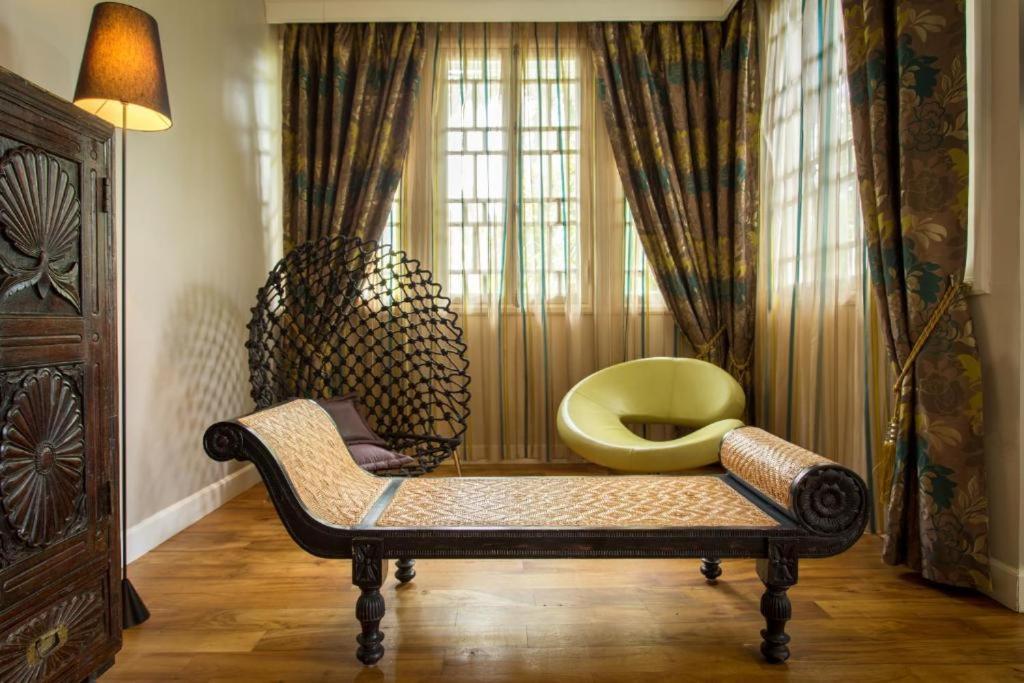 Villa Angelique - Hotel Classe Monument Historique سان دوني المظهر الخارجي الصورة